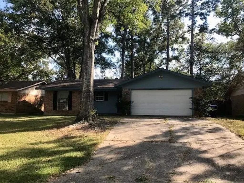3419 Tara Lane, Shreveport