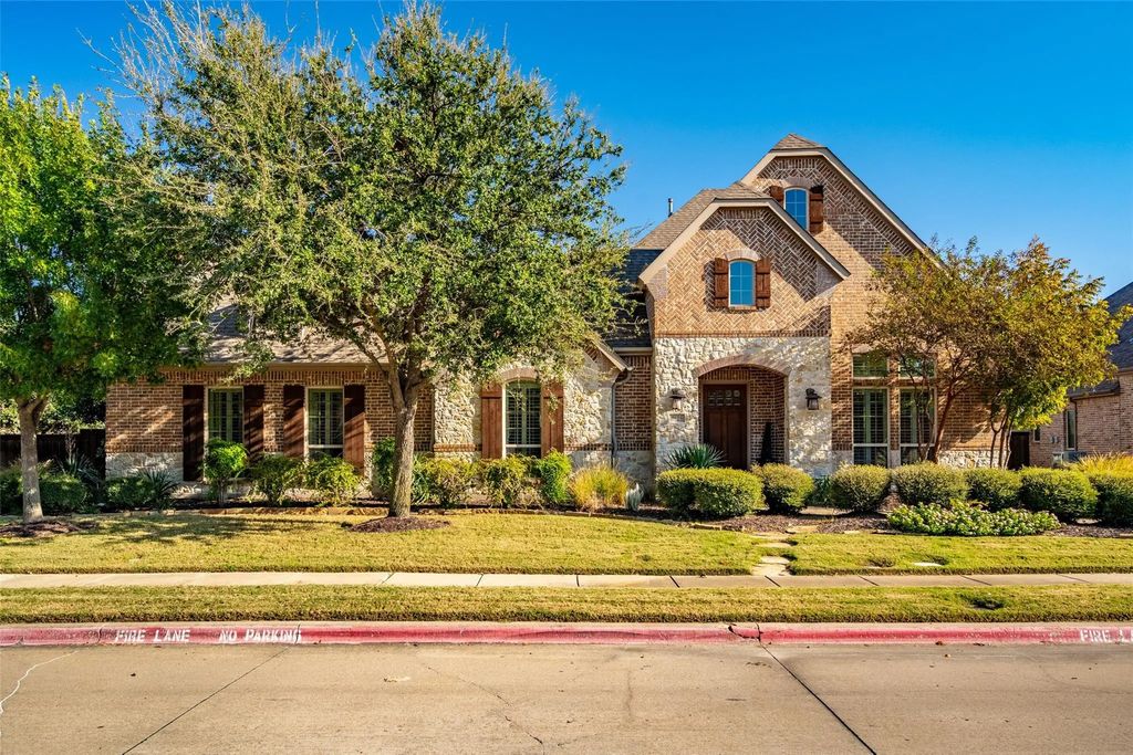 7625 Blackburn, The Colony