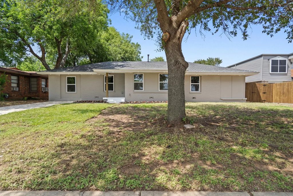 6625 Bridges, Richland Hills