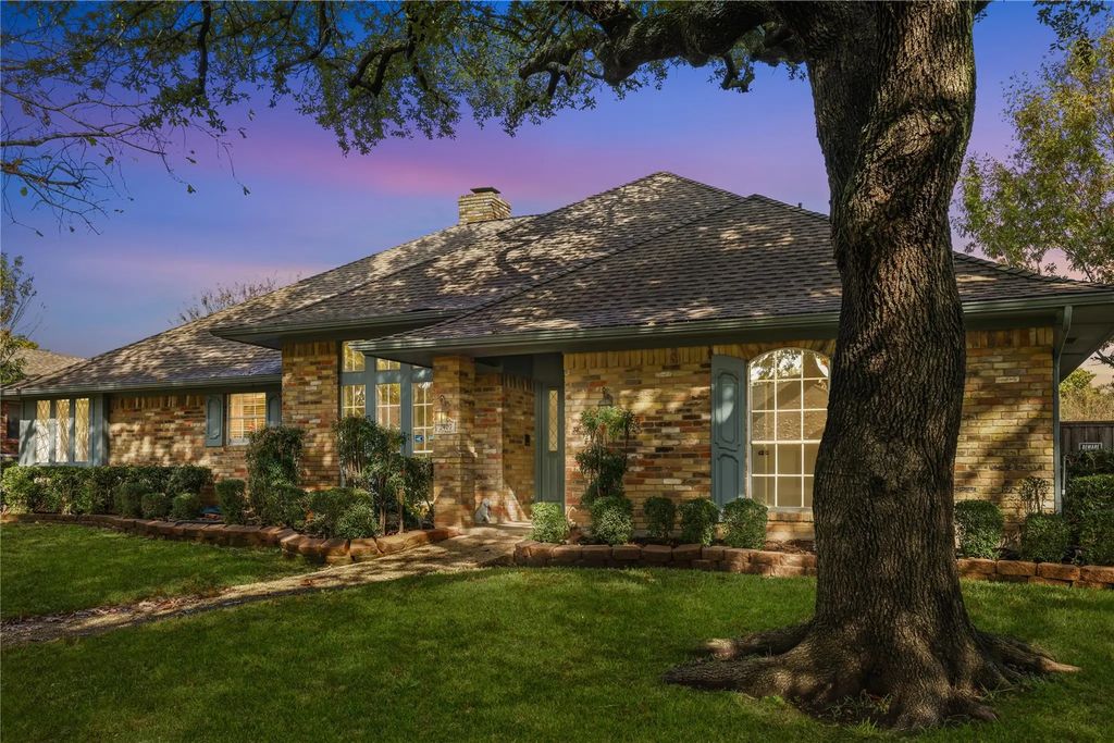 2407 Silver Holly Lane, Richardson