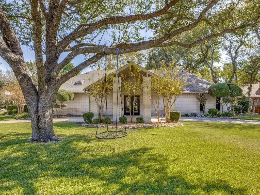 1000 Riva Ridge, Wylie