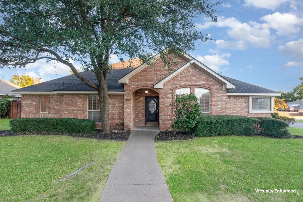 6315 Meadowmere Lane, Arlington