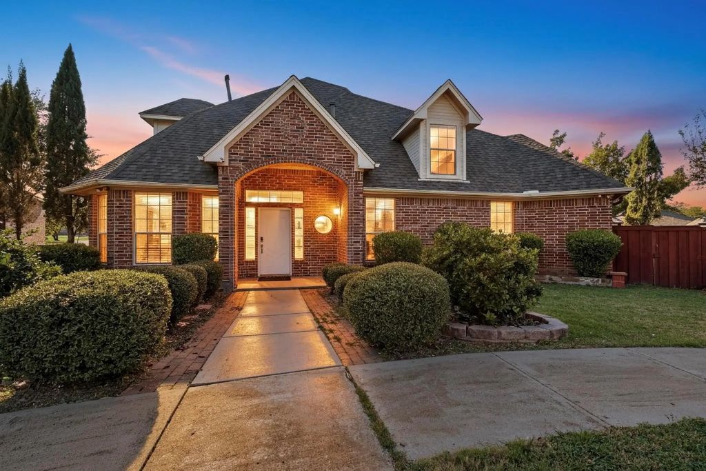 4816 Club View Circle, Mesquite