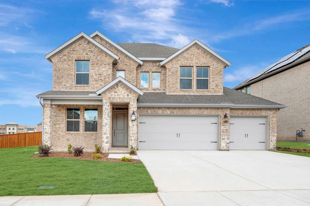 1303 Parkdale Street, Forney