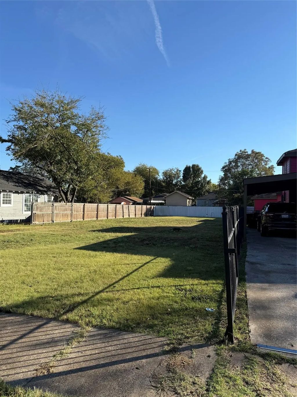 1126 Newport Avenue, Dallas