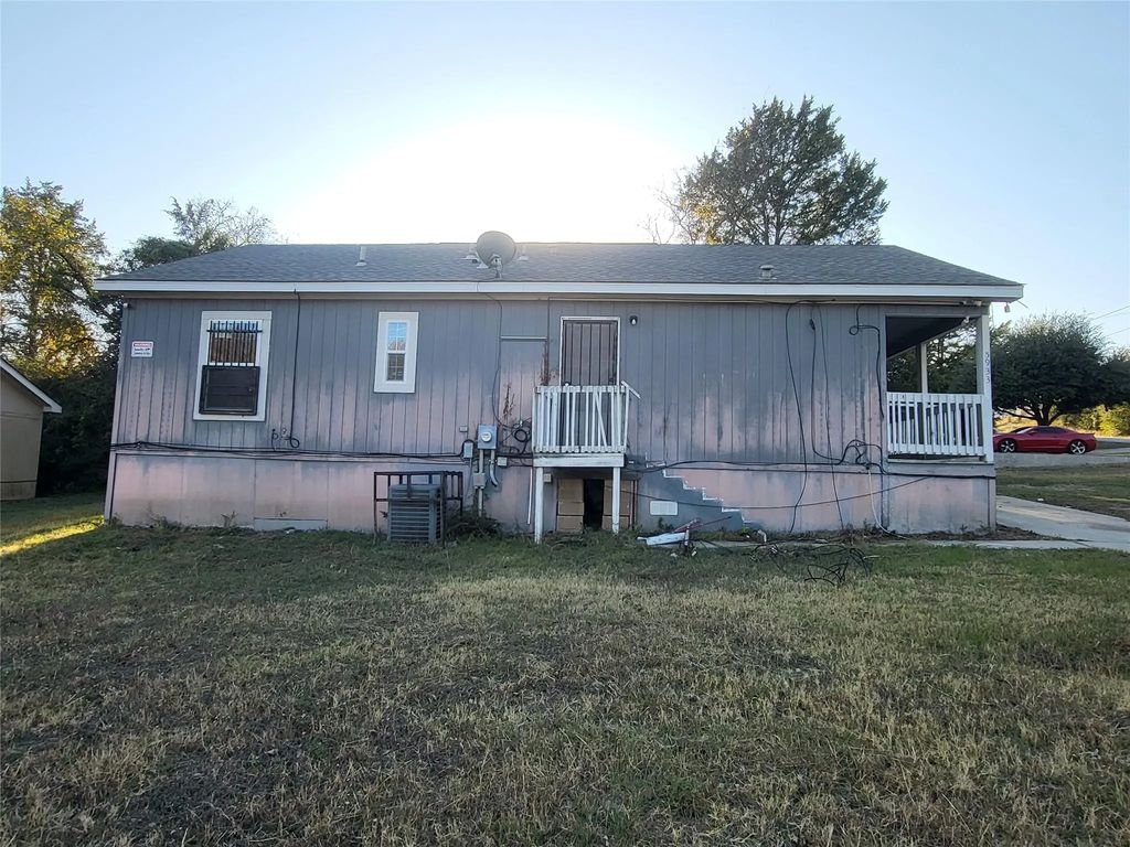 5933 Tracy Road, Dallas