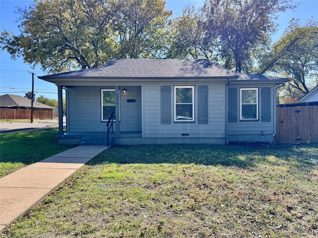 4236 Voncille Street, Haltom City