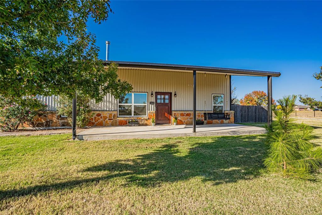 9110 Asbury Road, Tolar