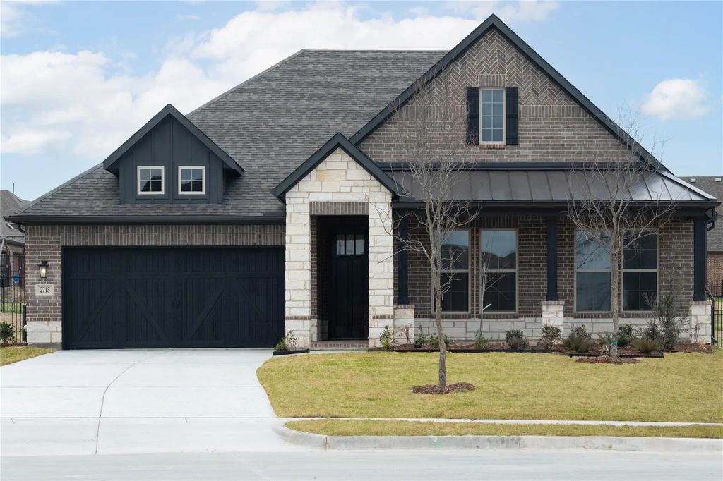 2715 Triumph Court, Heath