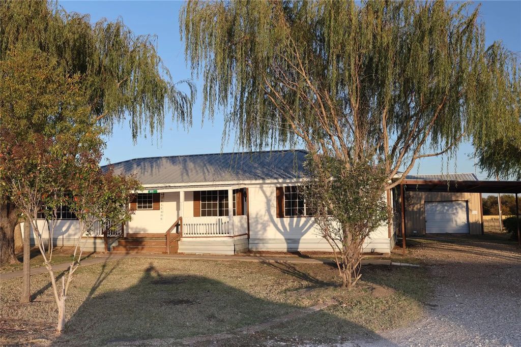 411 Lloyds Lane, Josephine