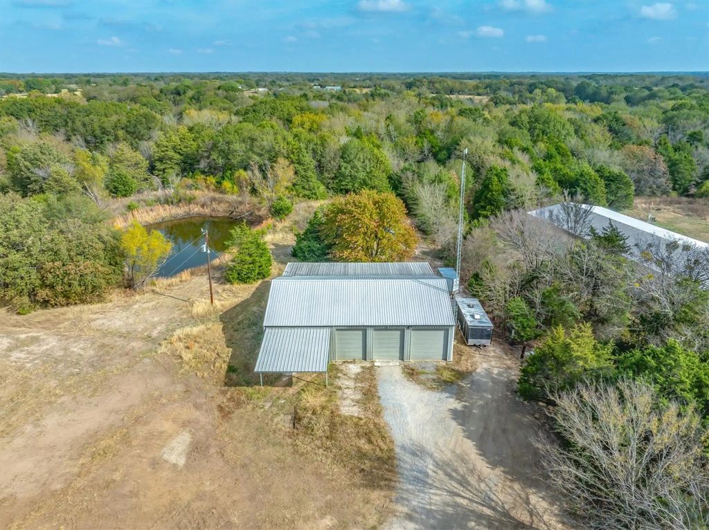 14162 County Road 354, Terrell