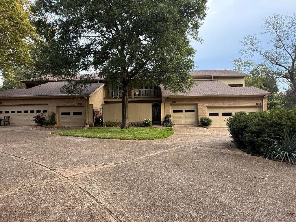 1022 Troup Highway, Tyler