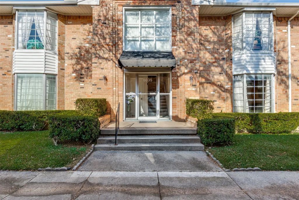 6035 Sandhurst Lane B, Dallas