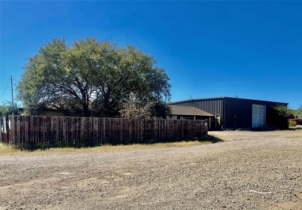 9590 Us Highway 283, Albany