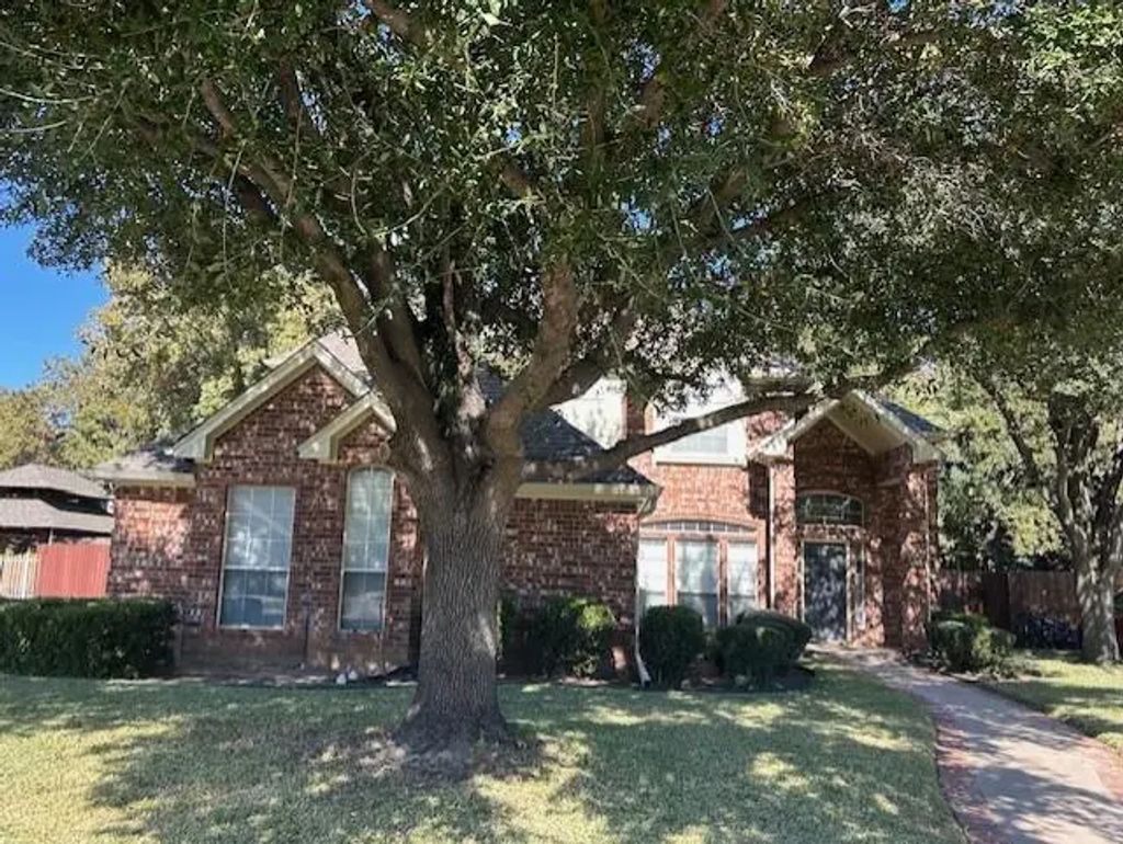 1201 Buena Vista Drive, Denton