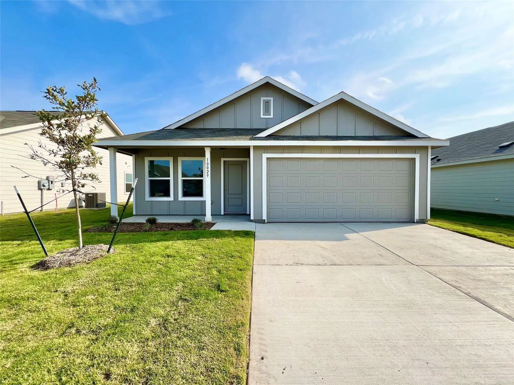 10029 Muntjac Drive, Crowley