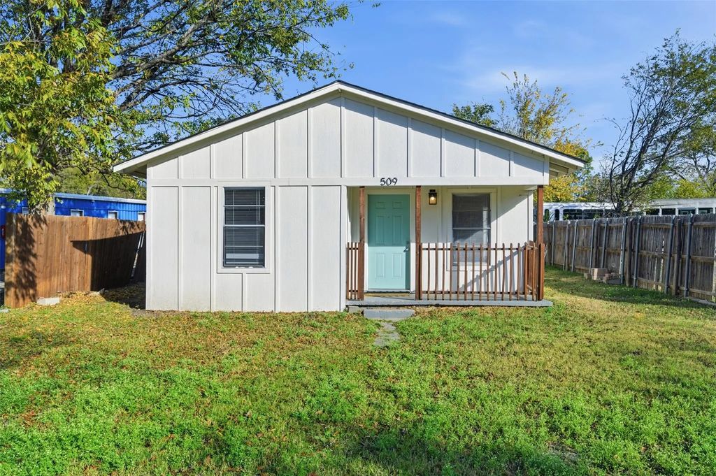 509 E 3rd Street, Lancaster