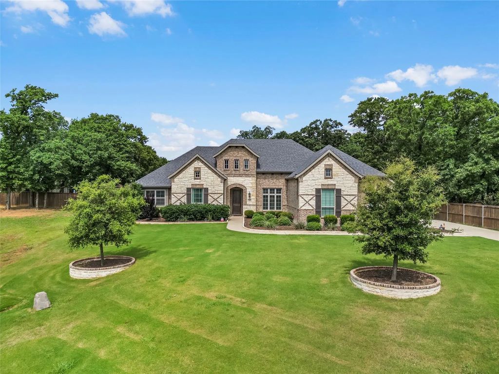 4109 Crosswind Street, Burleson