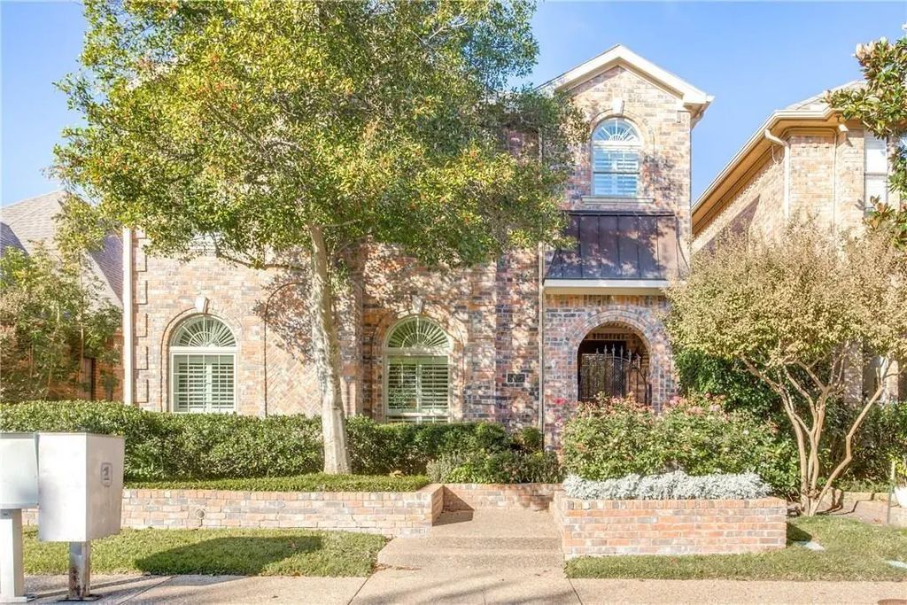 5927 Lindenshire Lane, Dallas