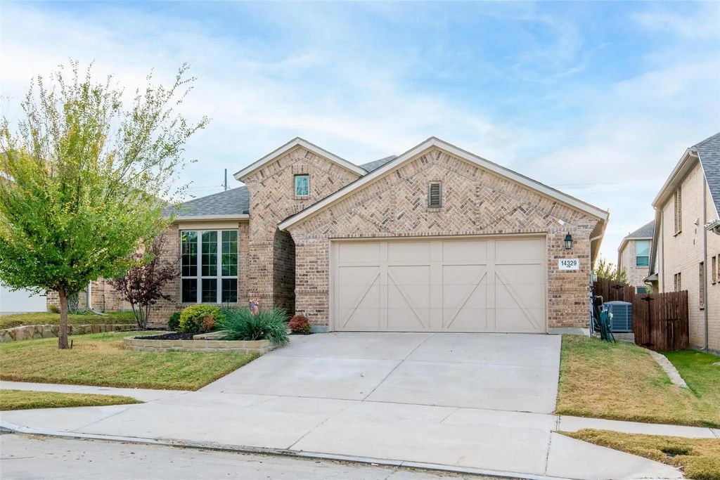 14329 Tupper Trail, Fort Worth