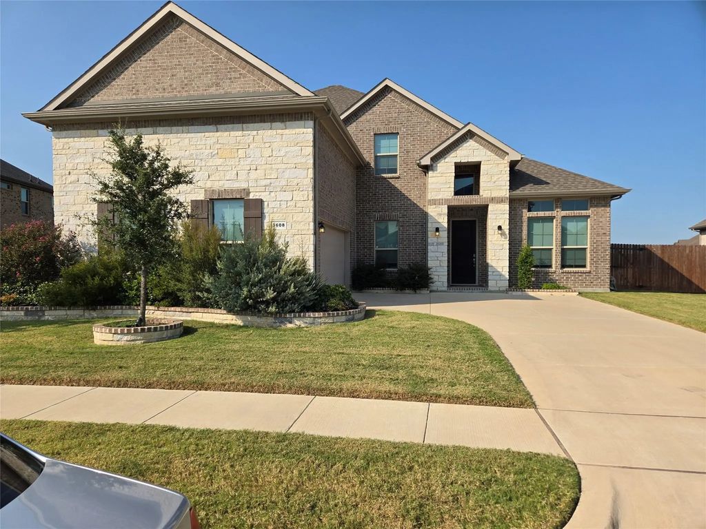 3608 Rainwater Trail, Grand Prairie