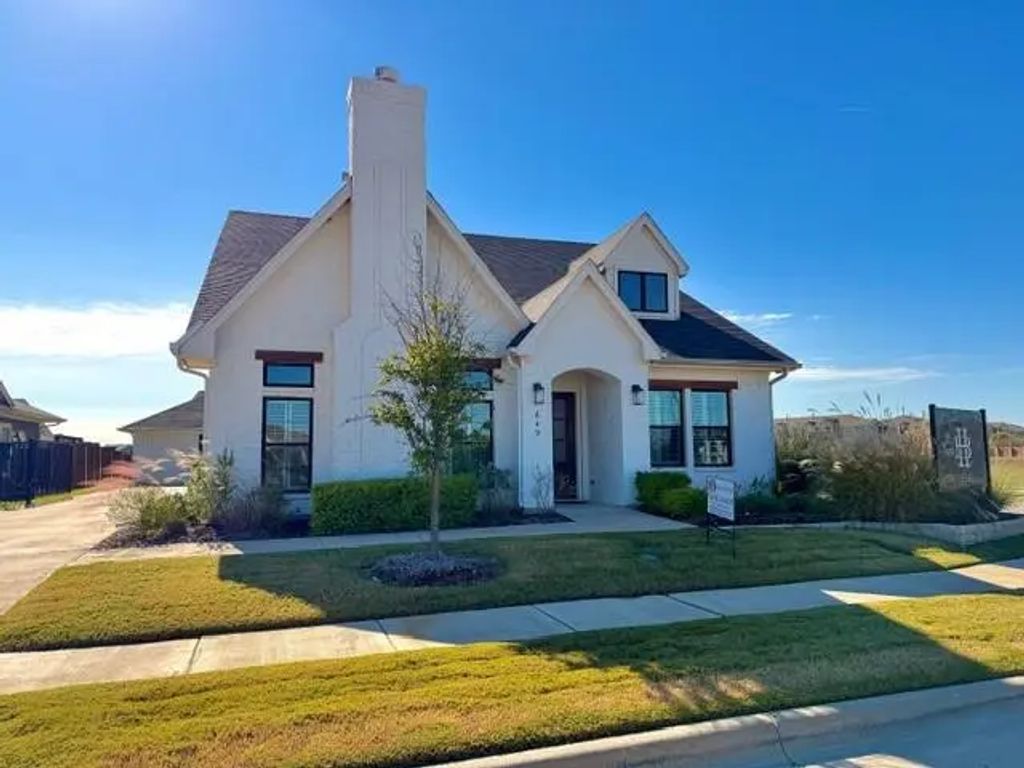649 Gray Road, Burleson