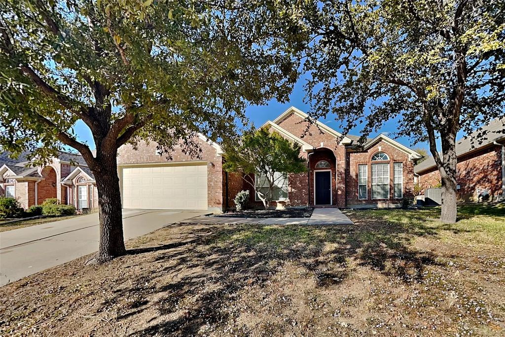 4721 Olympia Trace Circle, Fort Worth