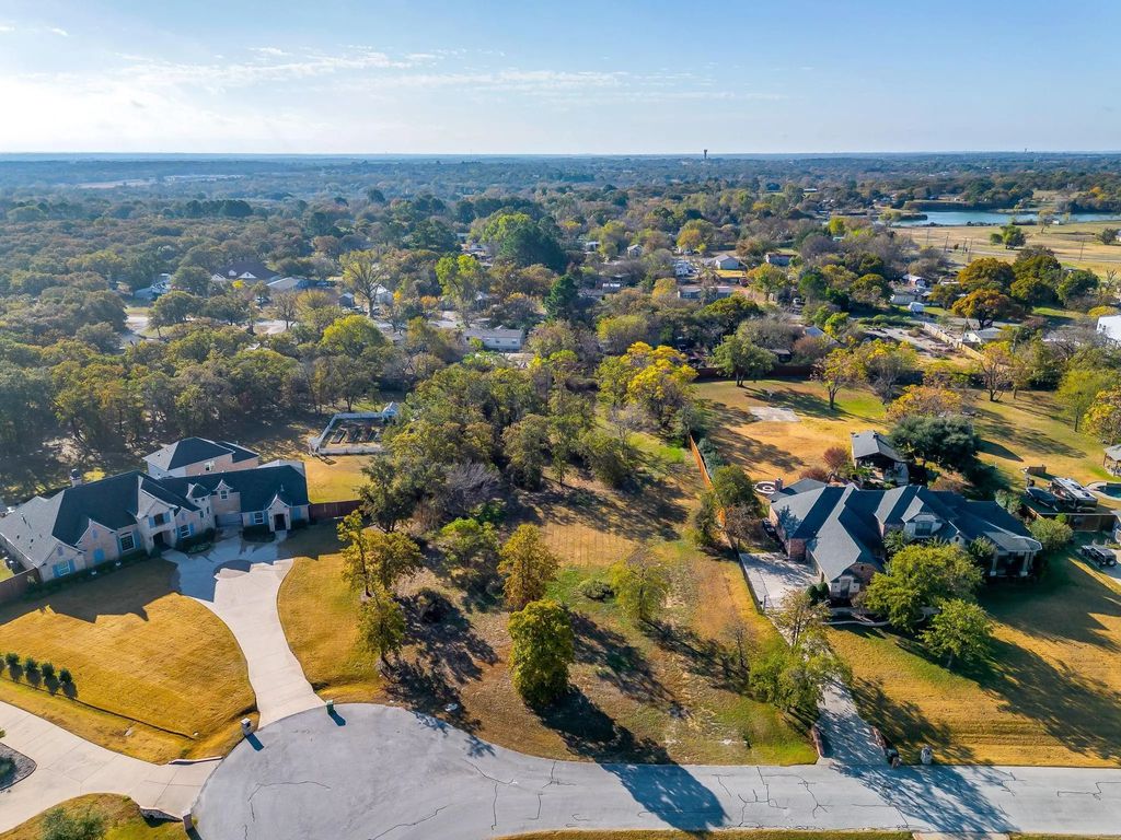6217 Toscana Circle, Fort Worth