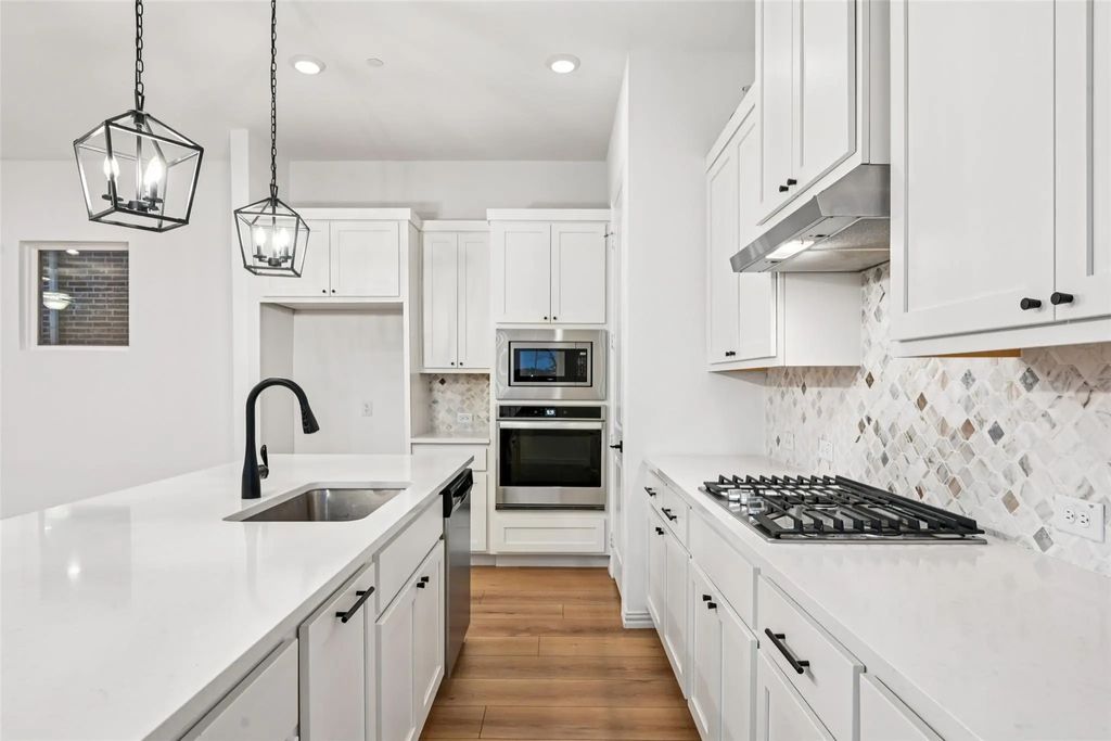 7500 Regal Lane, North Richland Hills