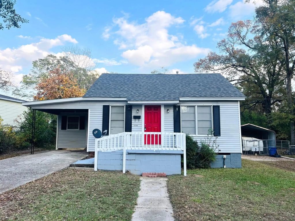 1205 Tillman Drive, Minden