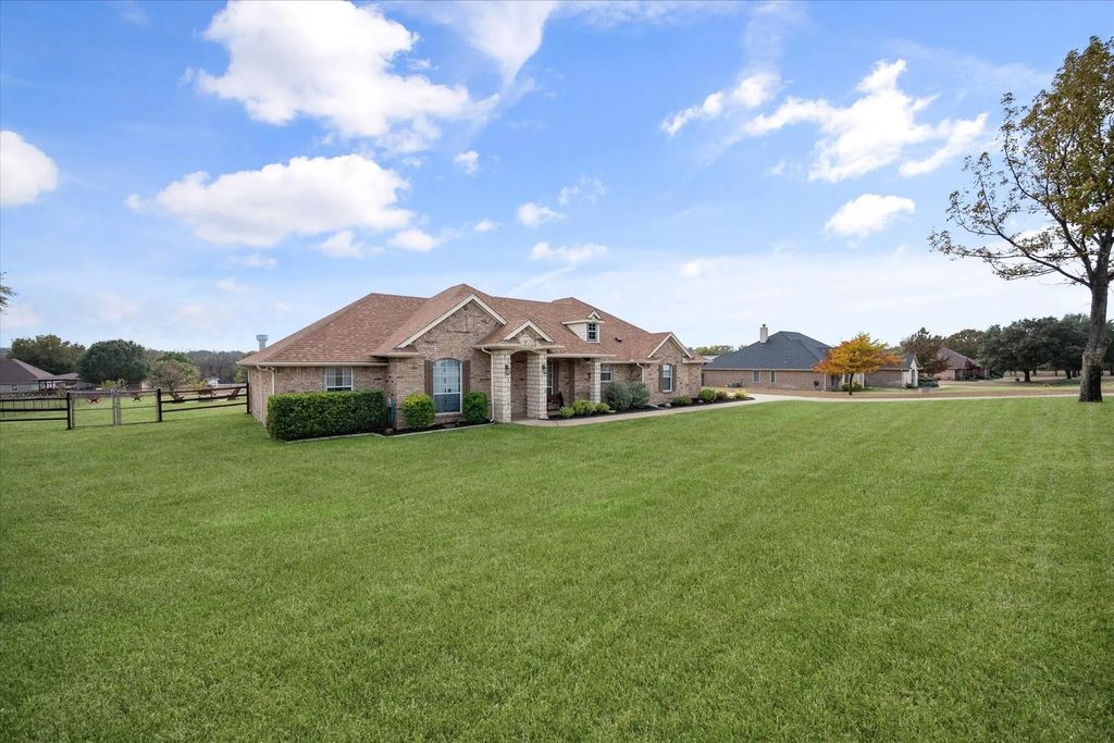 9937 Calf Meadows Lane, Fort Worth