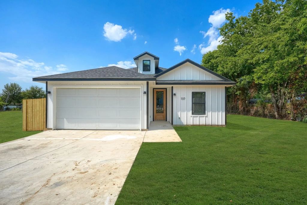 3325 Howard Street, Fort Worth