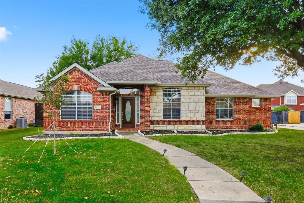 1417 Grimes Drive, Carrollton