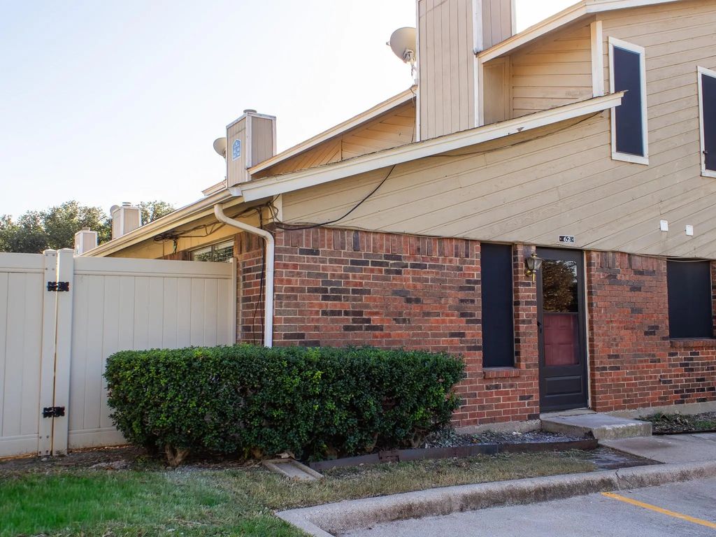 2240 Tarpley Road 62, Carrollton