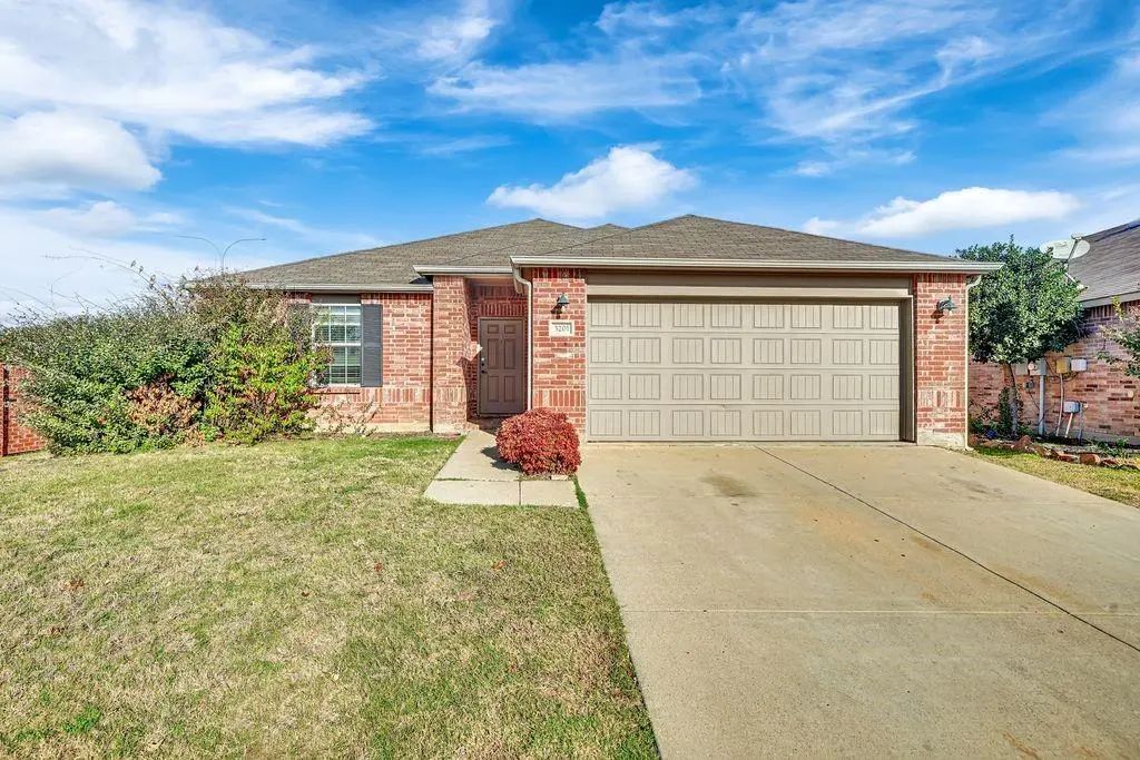 3201 Sadie Trail, Fort Worth