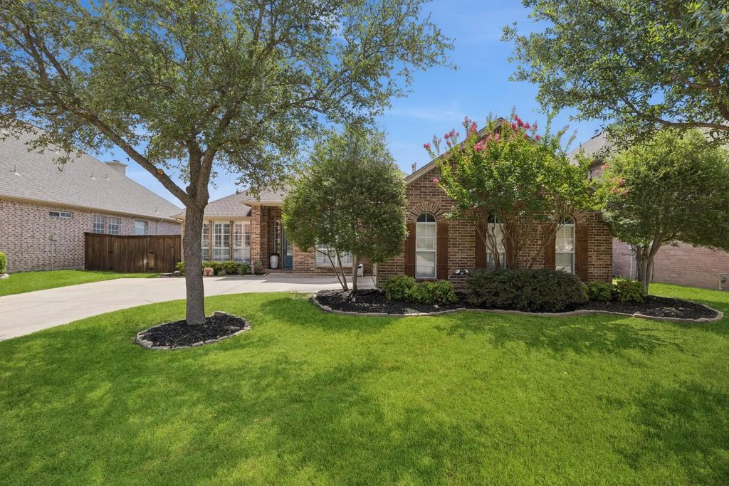 803 Renaissance Court, Keller