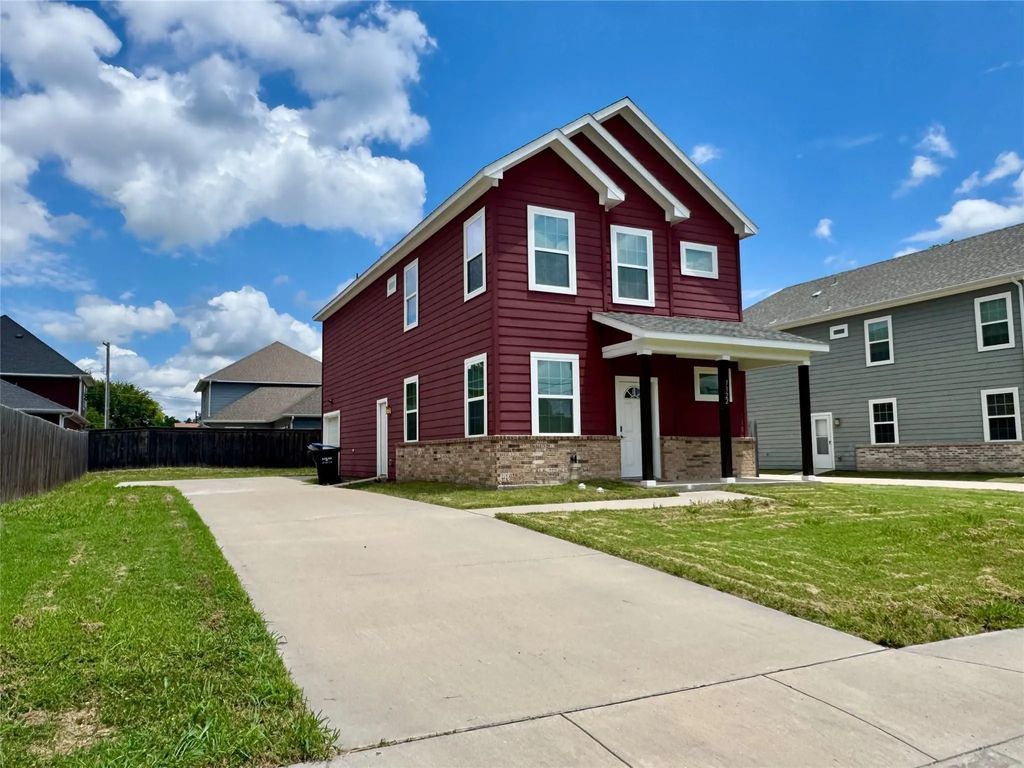 3322 Pickett Street, Greenville