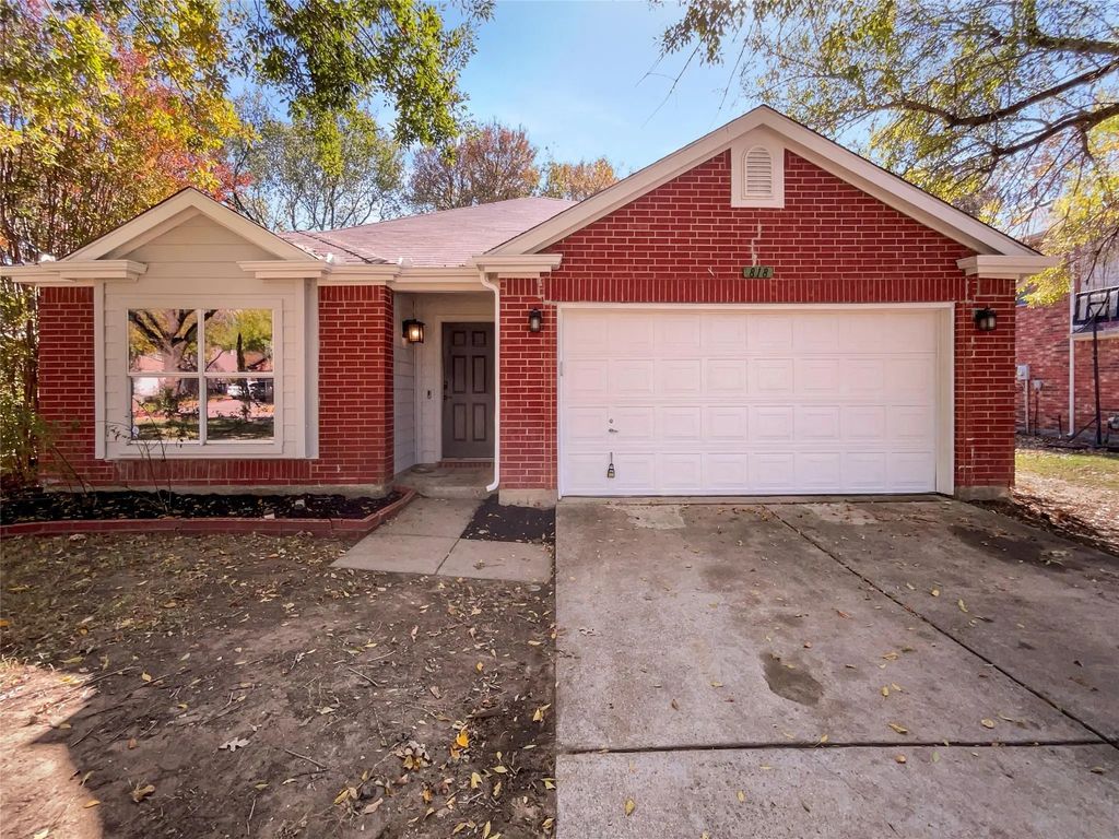 818 Creekside Drive, Glenn Heights