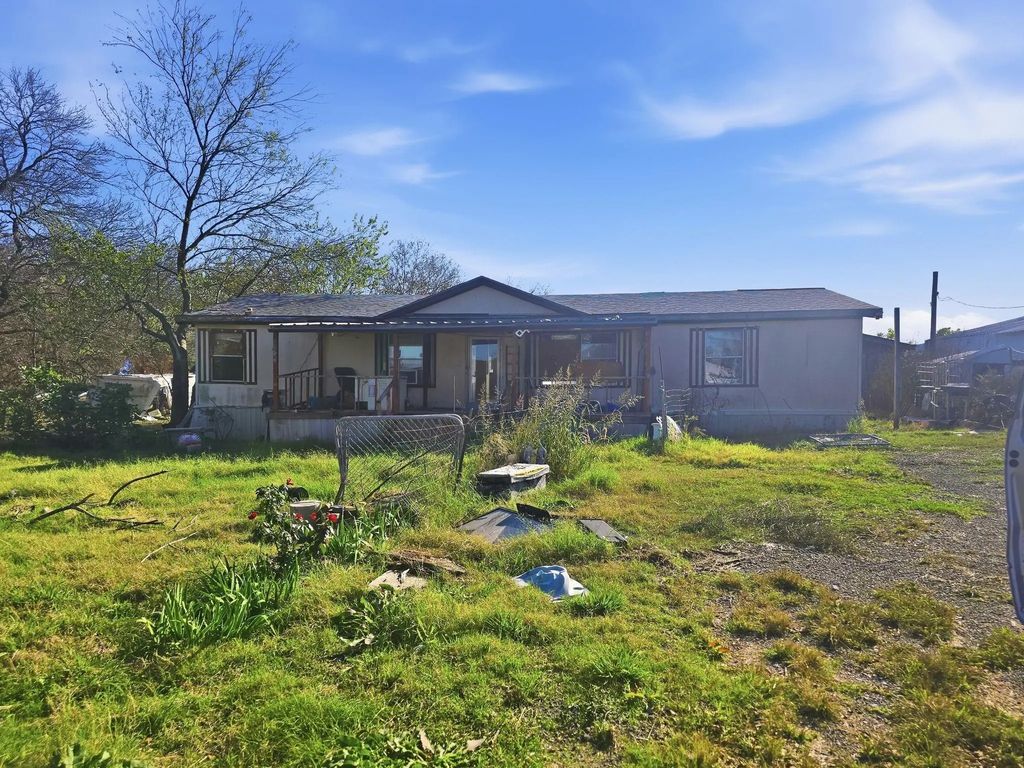 9528 County Road 1111, Princeton