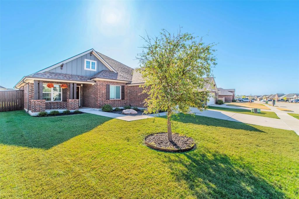 4003 Montecristo Lane, Sanger