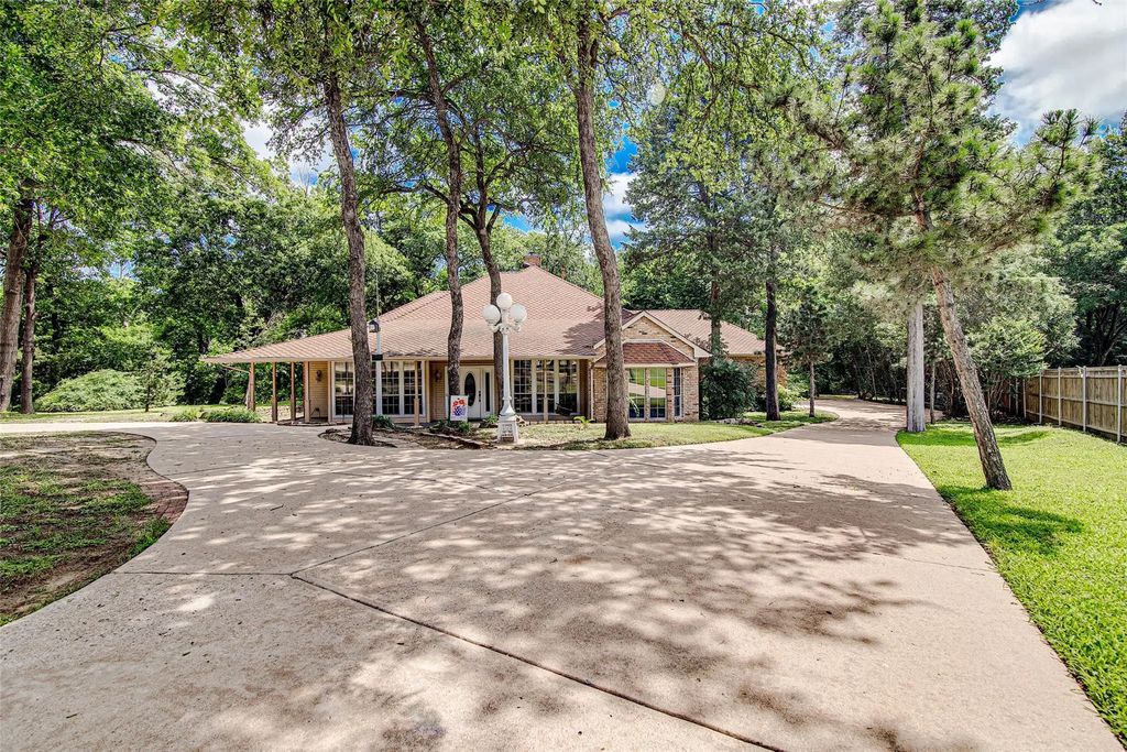 3308 Corn Valley Road, Grand Prairie