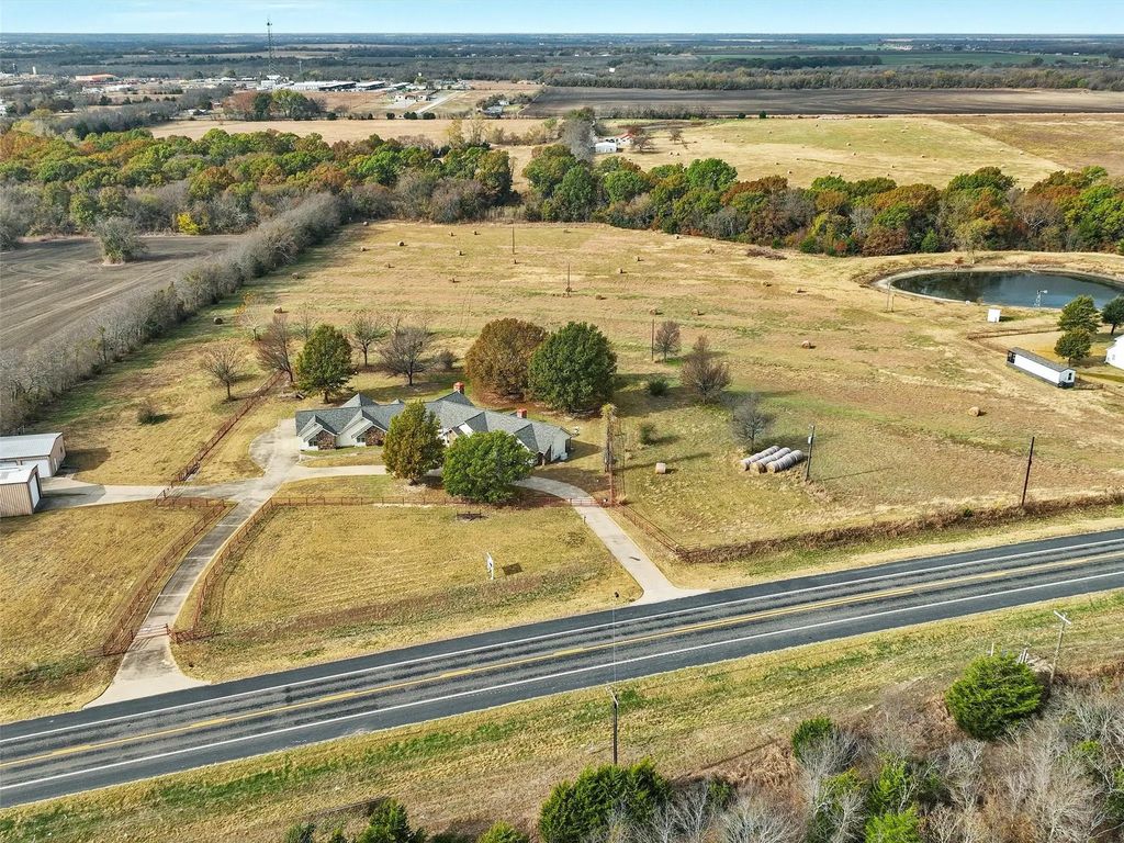 5393 State Highway 5, Van Alstyne