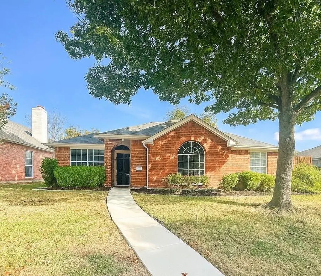8104 Sebastian, Frisco