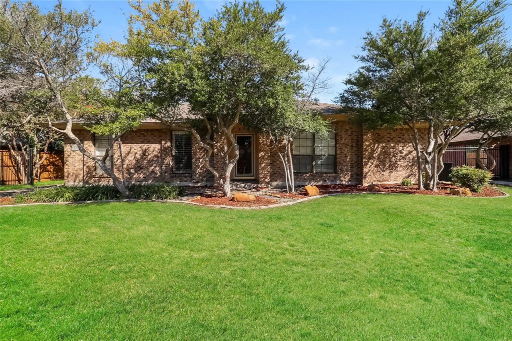 428 Cozby Avenue, Coppell