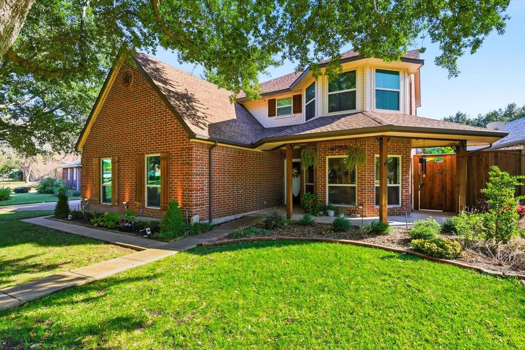 514 Cellars Court, Rockwall