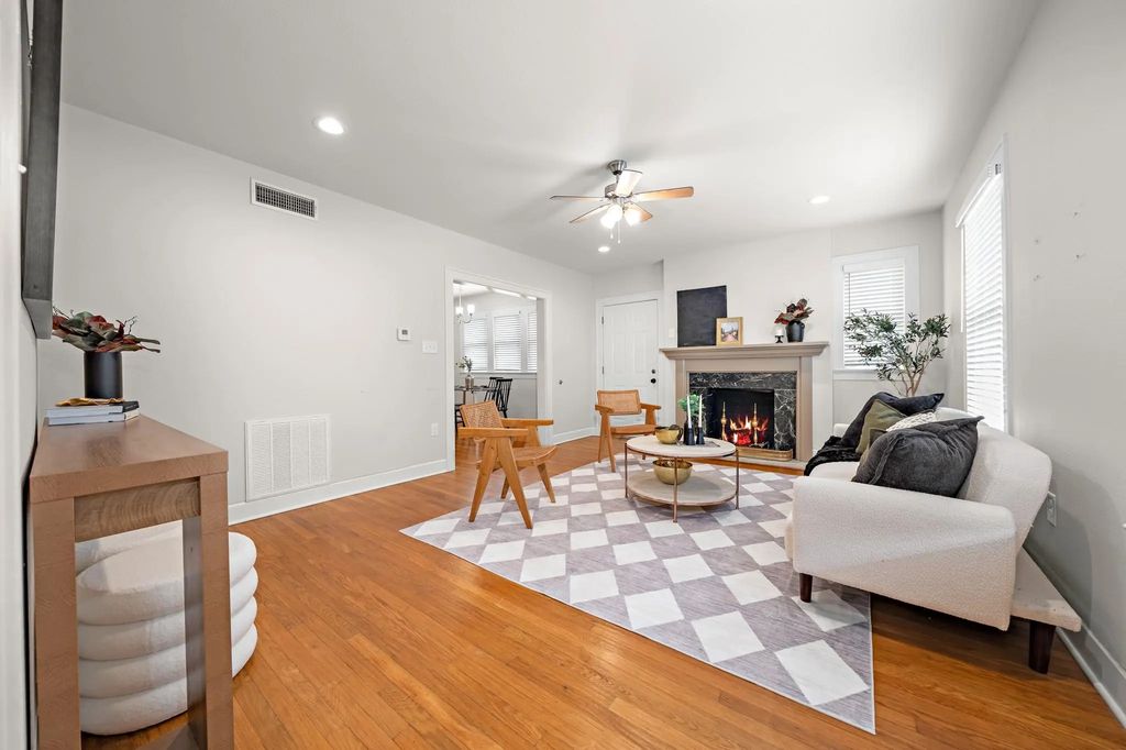 303 Craig Street, Hillsboro