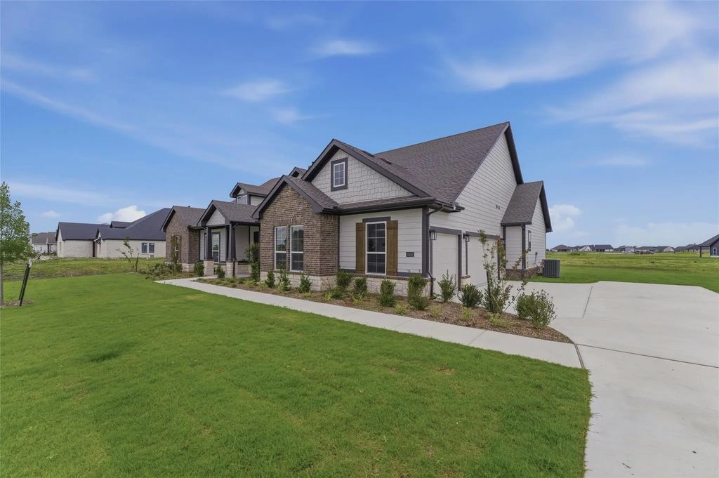 2316 Quartz Street, Krum