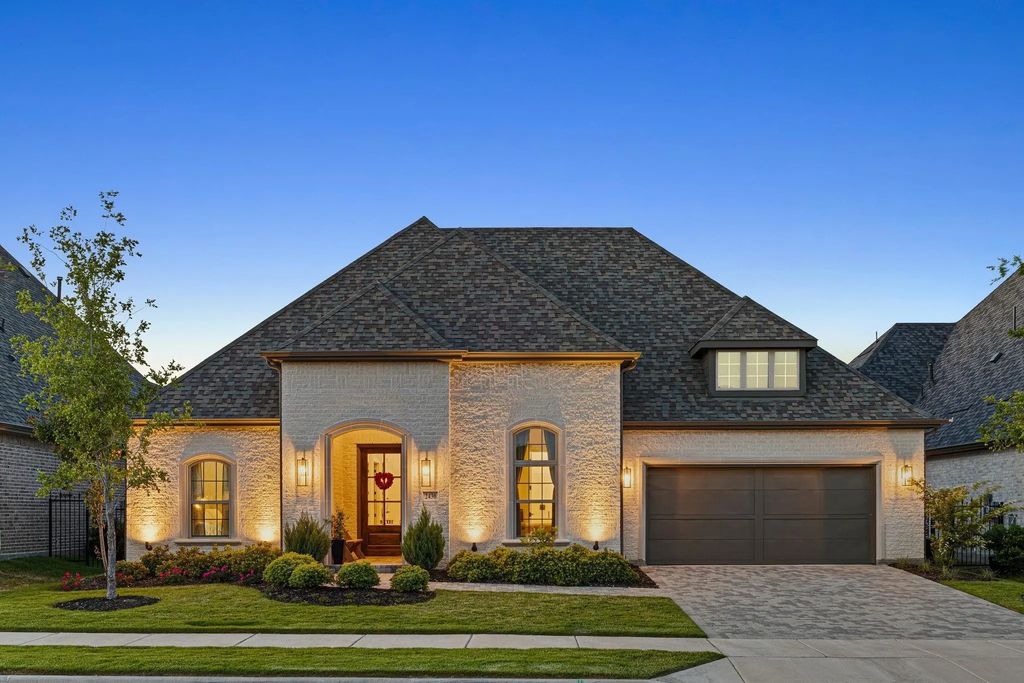 2430 Hawksbury Court, Celina