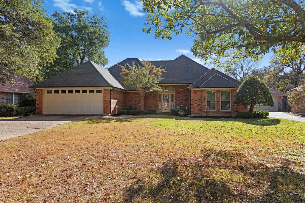 3508 Mckamy Oaks Trail, Arlington