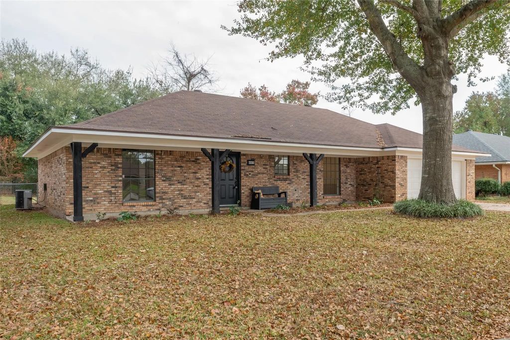 4917 Longstreet Place, Bossier City